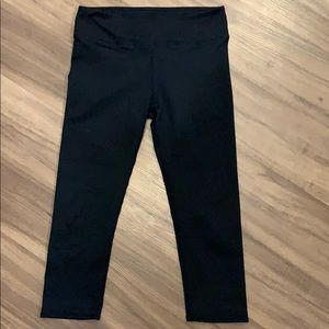 Fabletics Leggings Capri high waisted